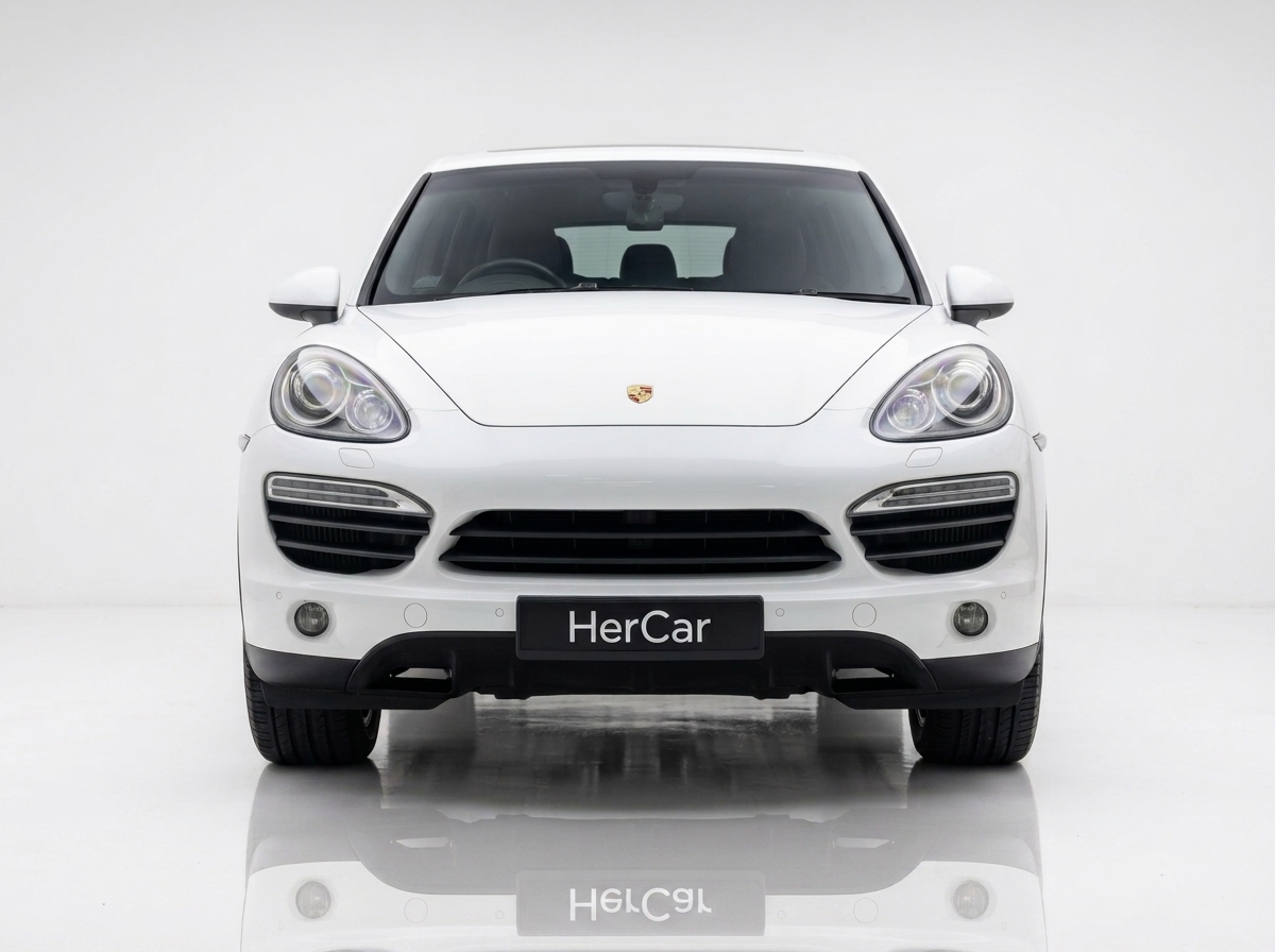 Porsche Cayenne 3.6A Tip Panoramic Roof (COE till 03/2033)